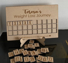 Load image into Gallery viewer, Personalized Weight Loss Countdown, Motivational Gift for Fitness Enthusiast, Customizable Weight Loss Tracker, Inspirational Health Journey