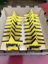 Load image into Gallery viewer, Milestone Plaque Baby Pictures Newborn Gifts Milestones Star Moon Milestone Marker
